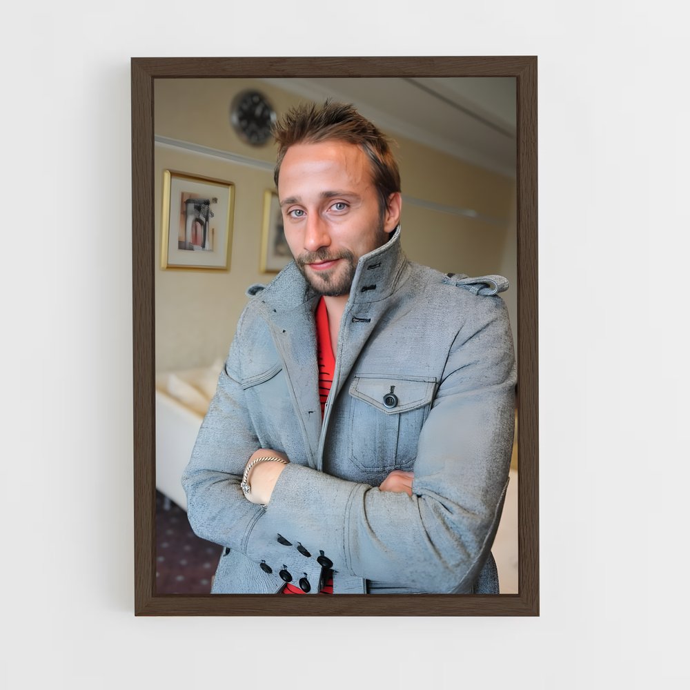 ap-matthias schoenaerts-3 cadre Bois foncé