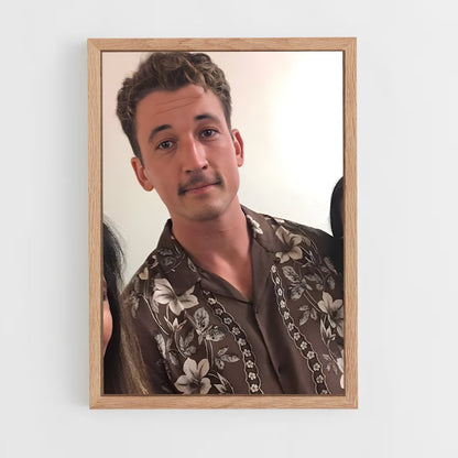 ap-miles teller-8 cadre Bois clair