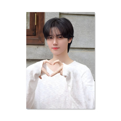 Poster Minhee 48097