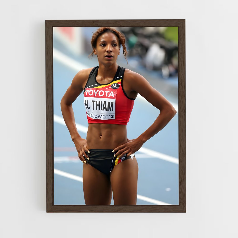 ap-nafissatou thiam-8 cadre Bois foncé