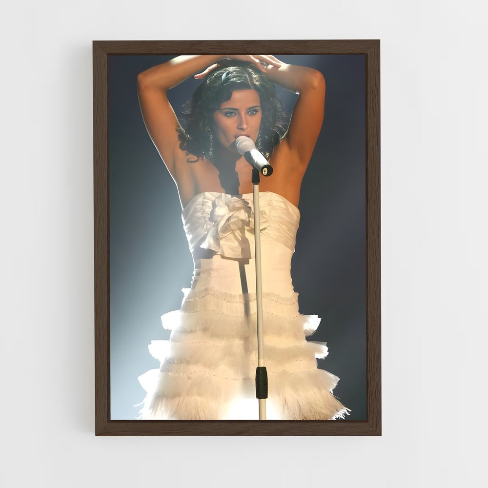 ap-nelly furtado-4 cadre Bois foncé