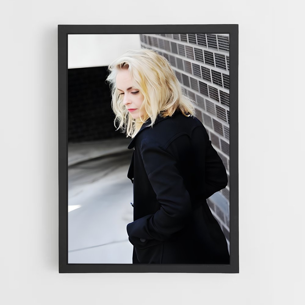 ap-nina hoss-5 cadre Noir