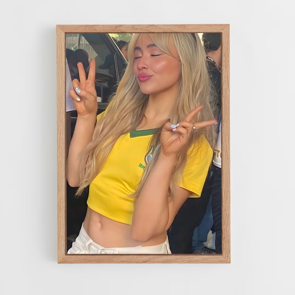 ap-sabrina carpenter-2 cadre Bois clair