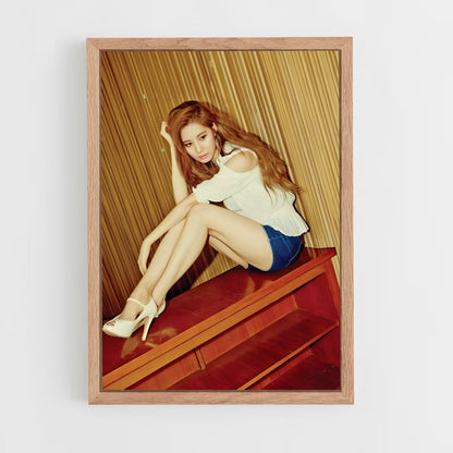 ap-seohyun-1 cadre Bois clair