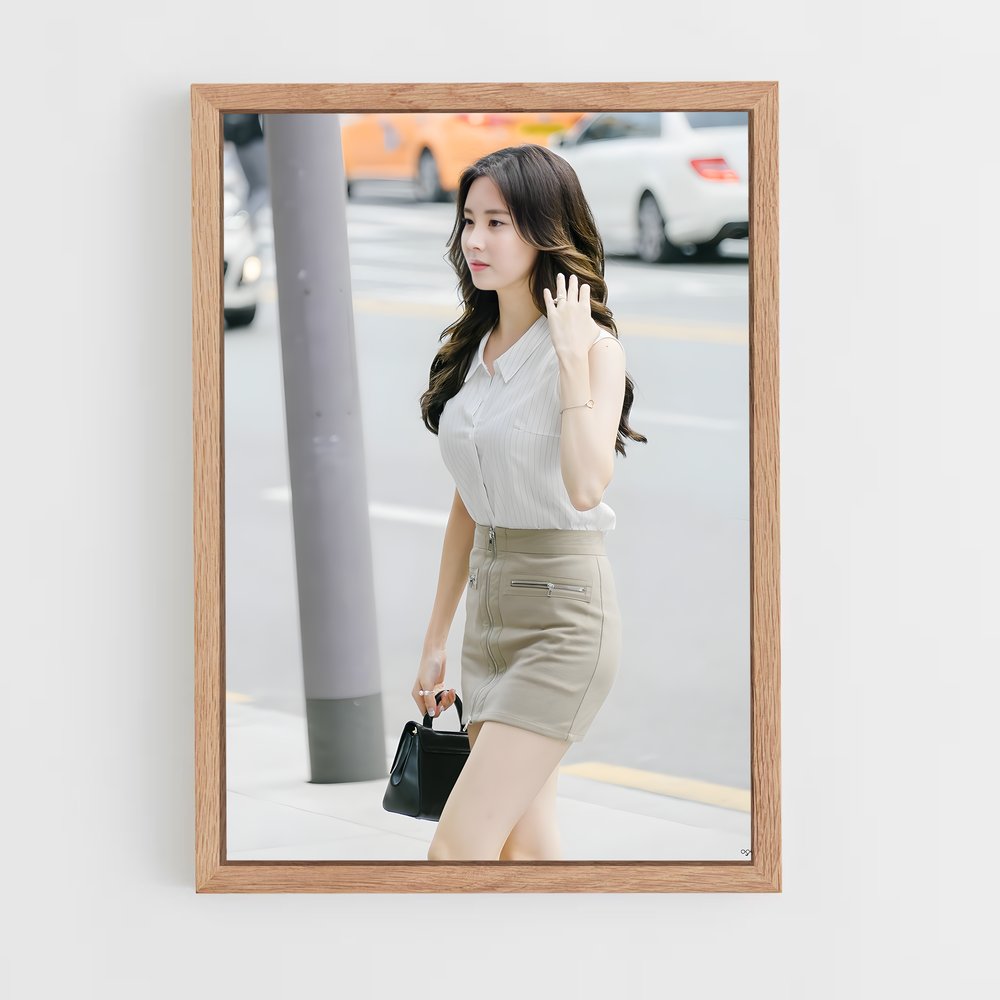ap-seohyun-9 cadre Bois clair