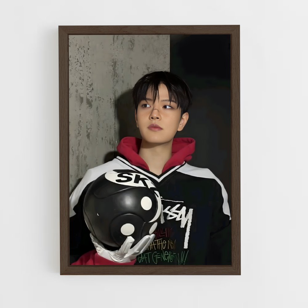 ap-seungmin-5 cadre Bois foncé