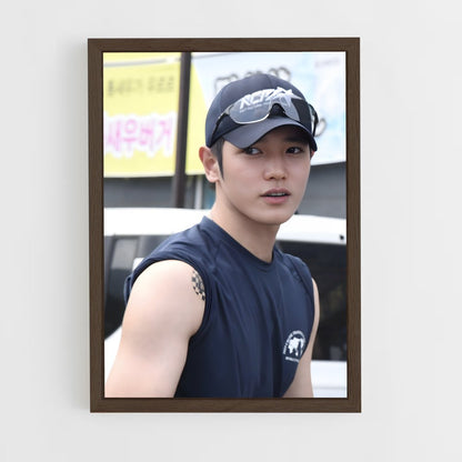 ap-taeyong-2 cadre Bois foncé