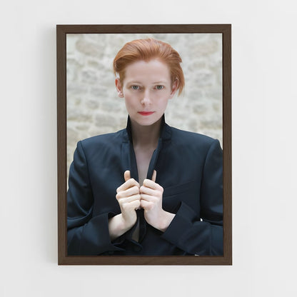 ap-tilda swinton-4 cadre Bois foncé