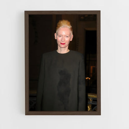 ap-tilda swinton-6 cadre Bois foncé