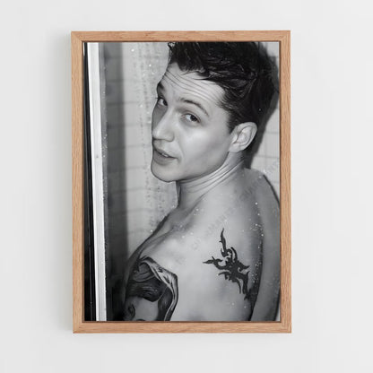ap-tom hardy-1 cadre Bois clair