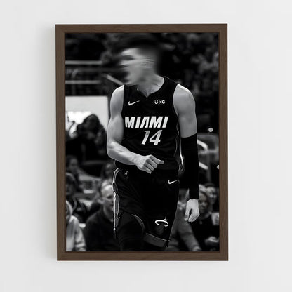 ap-tyler herro-5 cadre Bois foncé