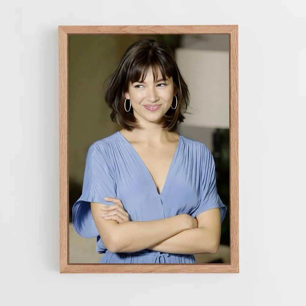 ap-ursula corbero-6 cadre Bois clair