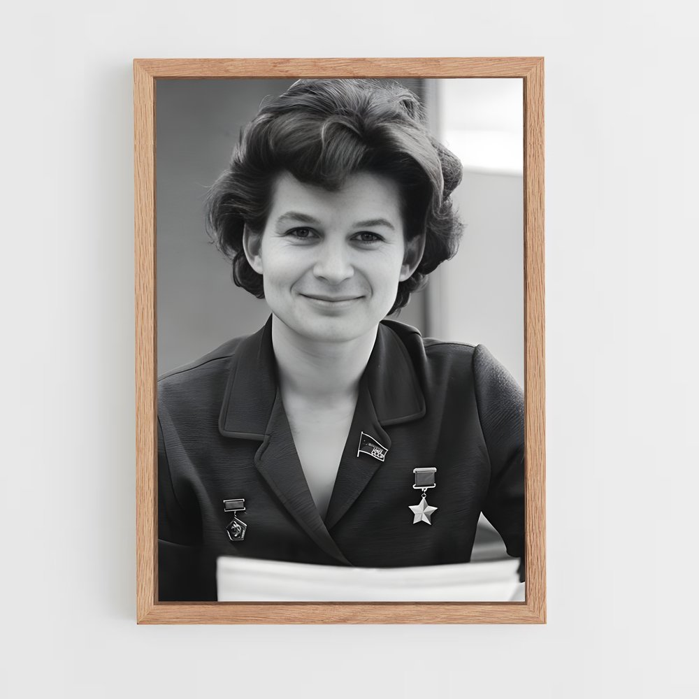 ap-valentina tereshkova-3 cadre Bois clair
