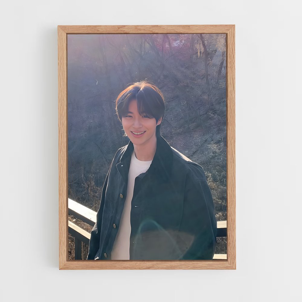 ap-wooseok-5 cadre Bois clair