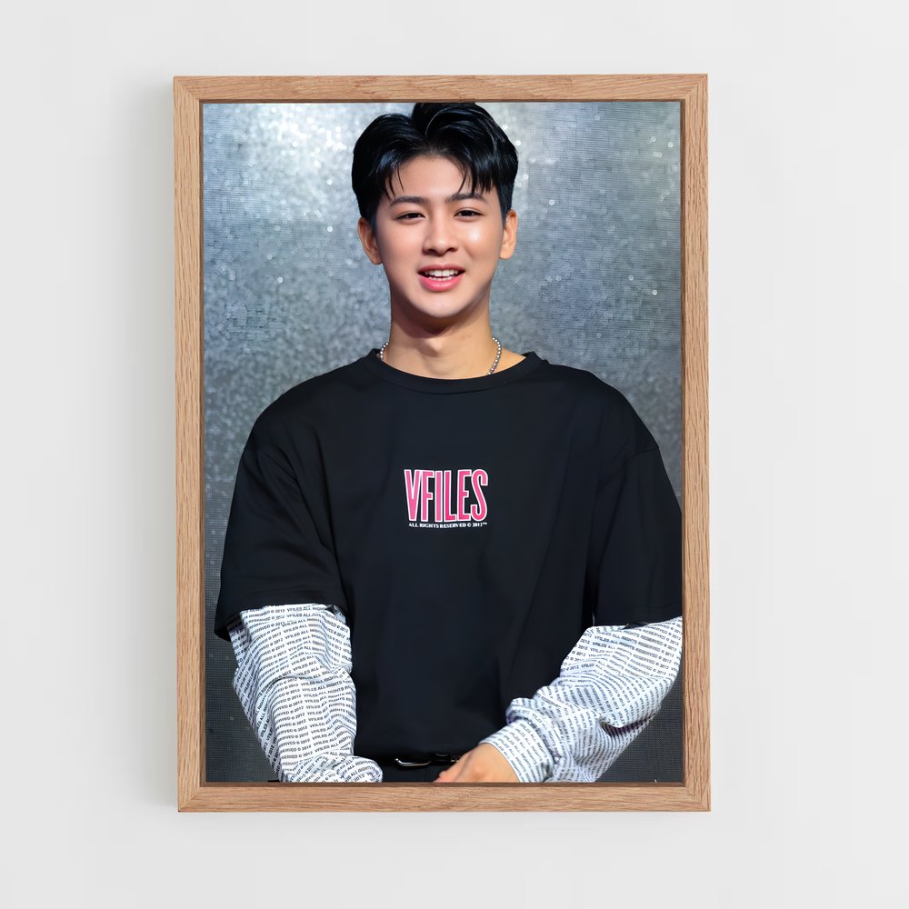 ap-yunhyeong-4 cadre Bois clair