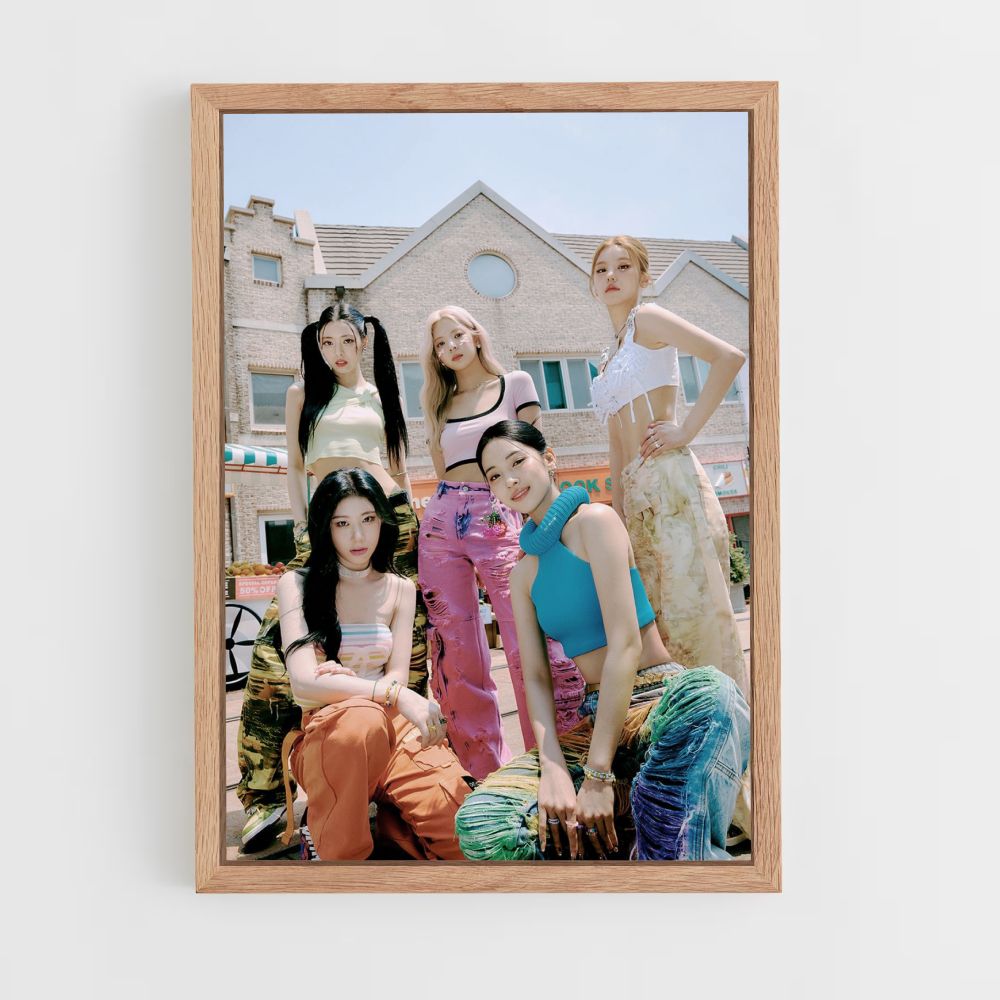 Poster Itzy-trend