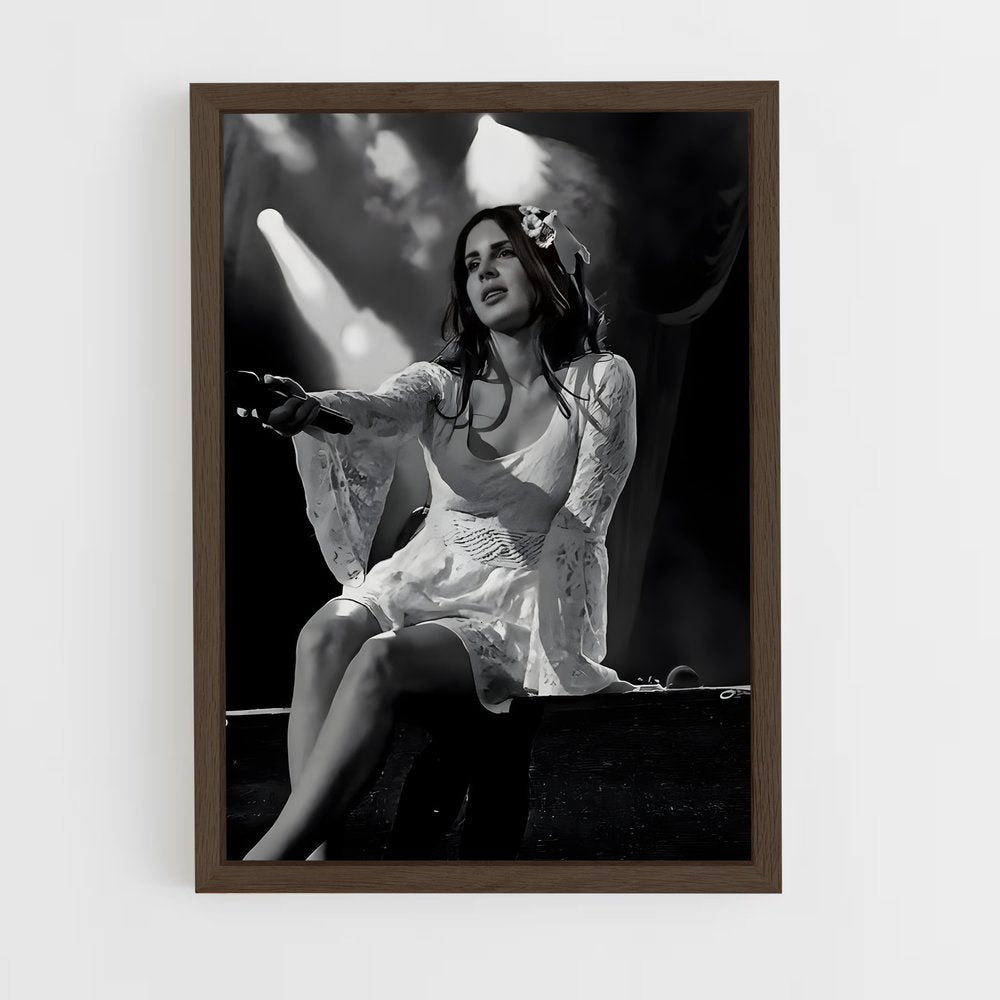 lana-del-ray-3 cadre Bois foncé