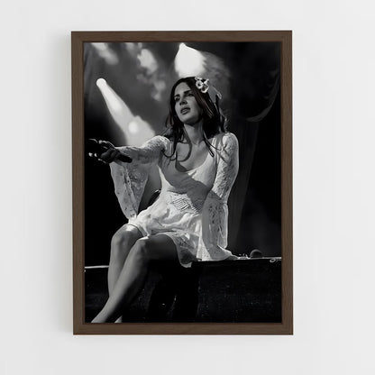 lana-del-ray-3 cadre Bois foncé