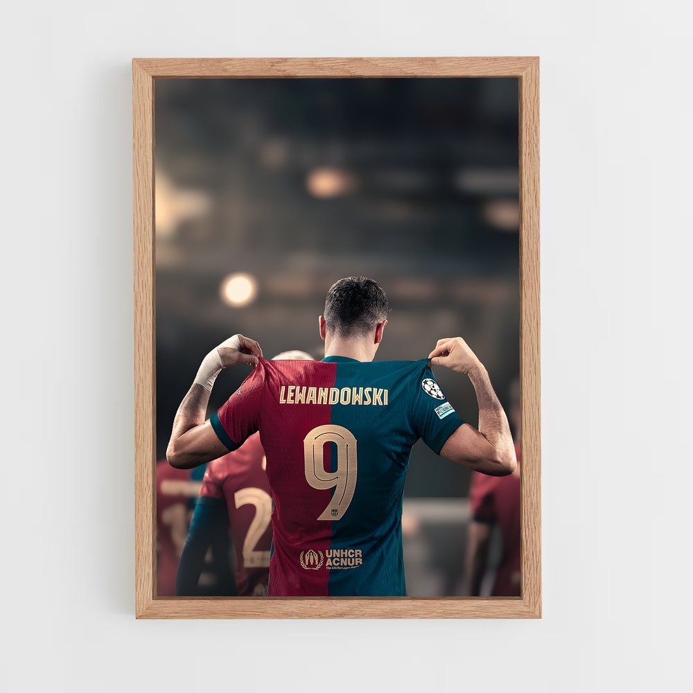 robert-lewandowski-7 cadre Bois clair