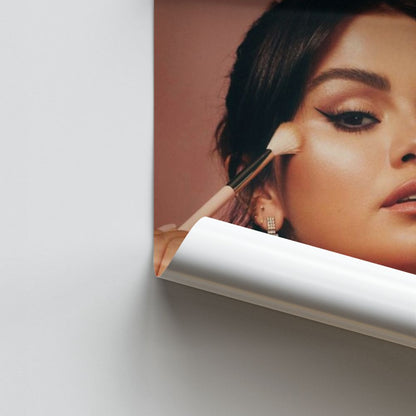 Poster Selena Gomez make-up